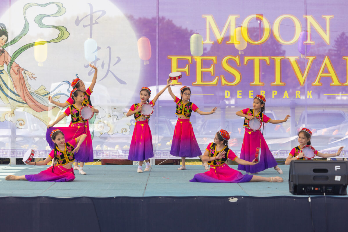 The 9th Annual Moon Festival in Deerpark N.Y. on September 15, 2024 (Mark Zou/The Epoch Times)