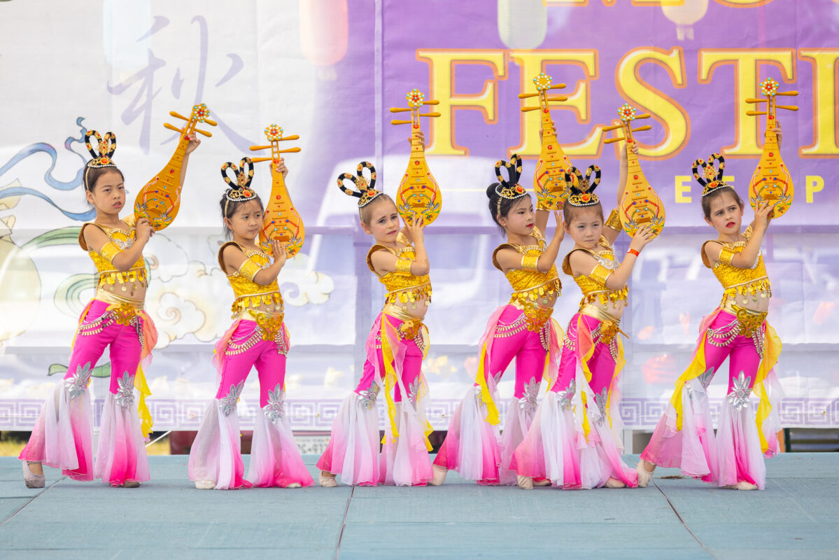 The 9th Annual Moon Festival in Deerpark N.Y. on September 15, 2024 (Mark Zou/The Epoch Times)