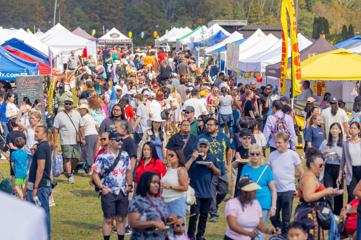 The 9th Annual Moon Festival in Deerpark N.Y. on September 15, 2024 (Mark Zou/The Epoch Times)