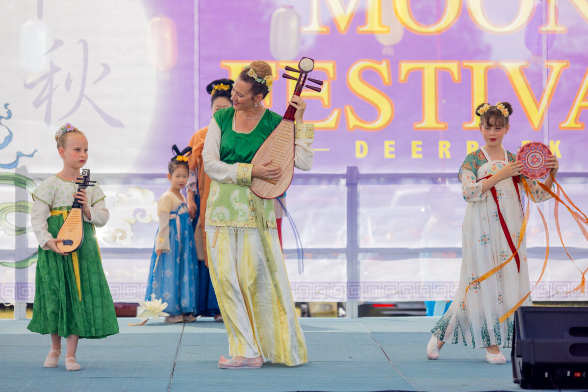 The 9th Annual Moon Festival in Deerpark N.Y. on September 15, 2024 (Mark Zou/The Epoch Times)