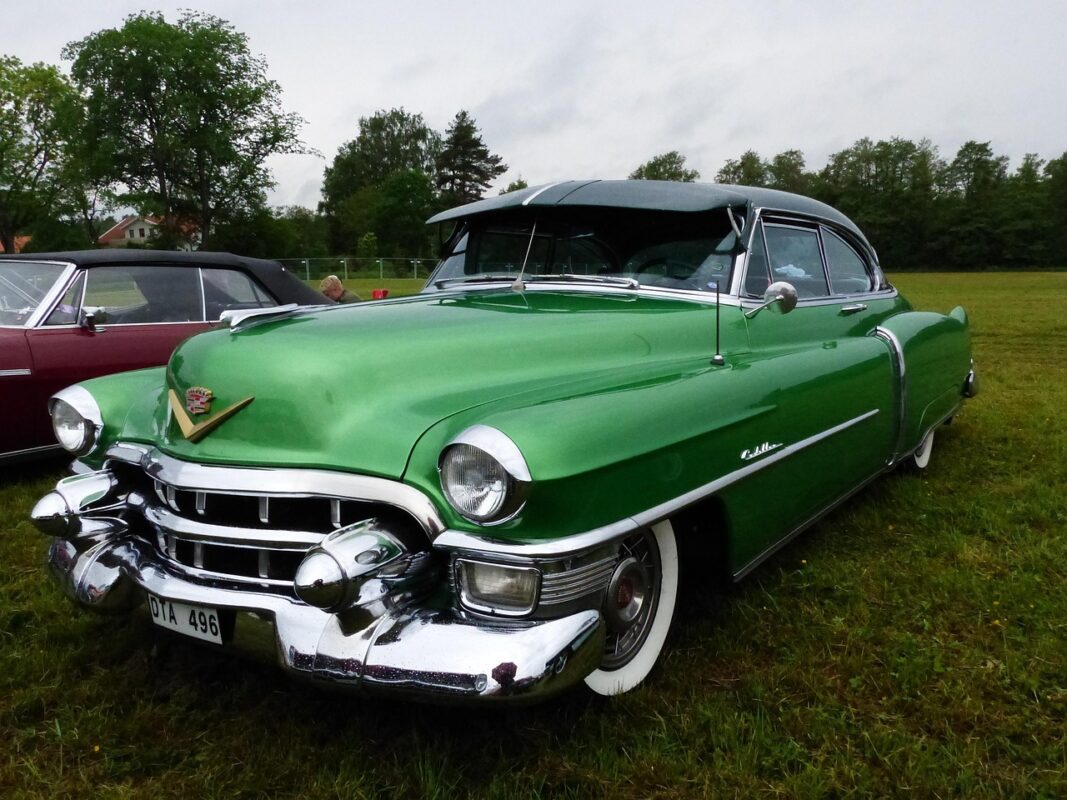 car-show-2391132_1280