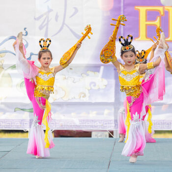 The 9th Annual Moon Festival in Deerpark N.Y. on September 15, 2024 (Mark Zou/The Epoch Times)